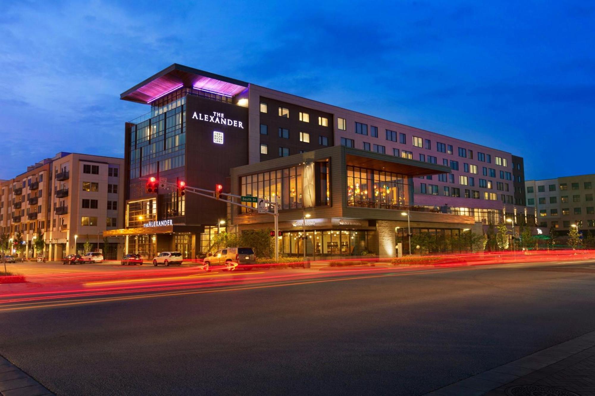 Hotel The Alexander Indianapolis Exterior foto